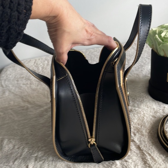 Maria Lamanna Black Luxury Leather made in Italy handbag new without tags. - Picture 8 of 11